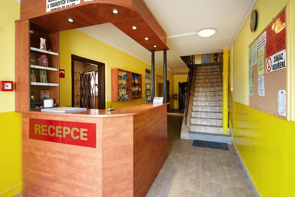 Hostel Liben Prague Extérieur photo